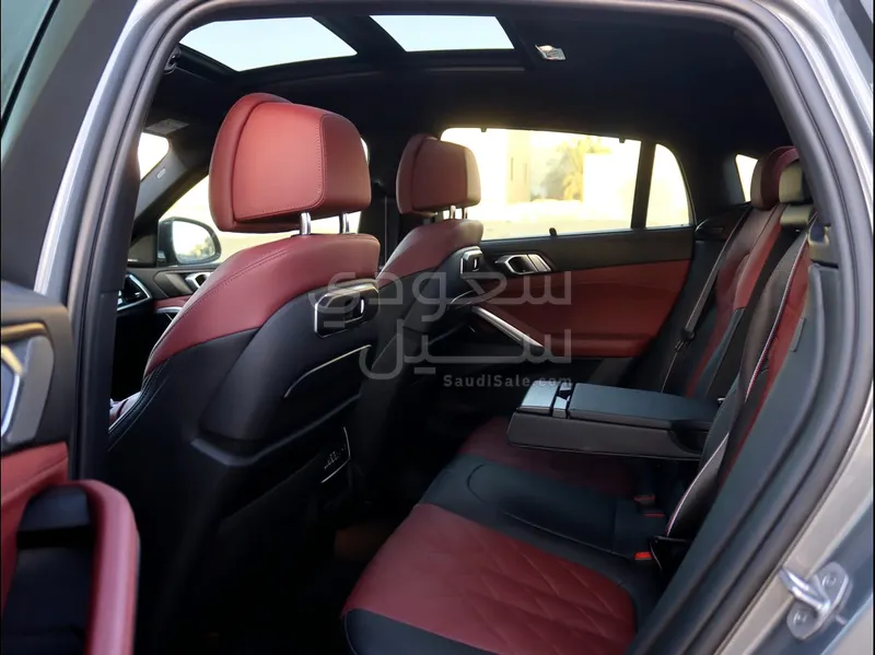 2024 بي ام دبليو الفئة اكس 6 إم كت