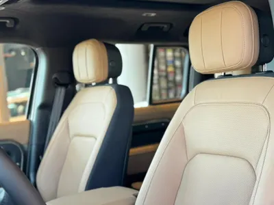 2025 لاند روفر ديفيندر اكس داينمك