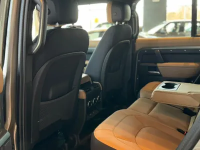 2025 لاند روفر ديفيندر اكس داينمك