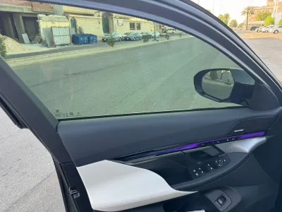 2025 BMW 5 Series 520i