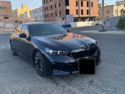 2025 BMW 5 Series 520i