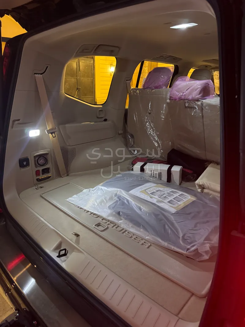 2025 Toyota Land Cruiser GXR 4