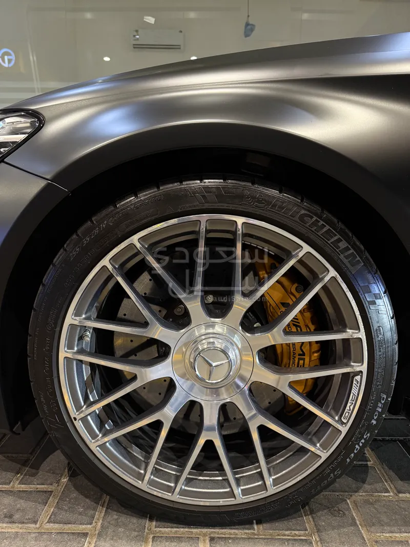 2021 مرسيدس - بنز سي 63إٍس أي إم جي