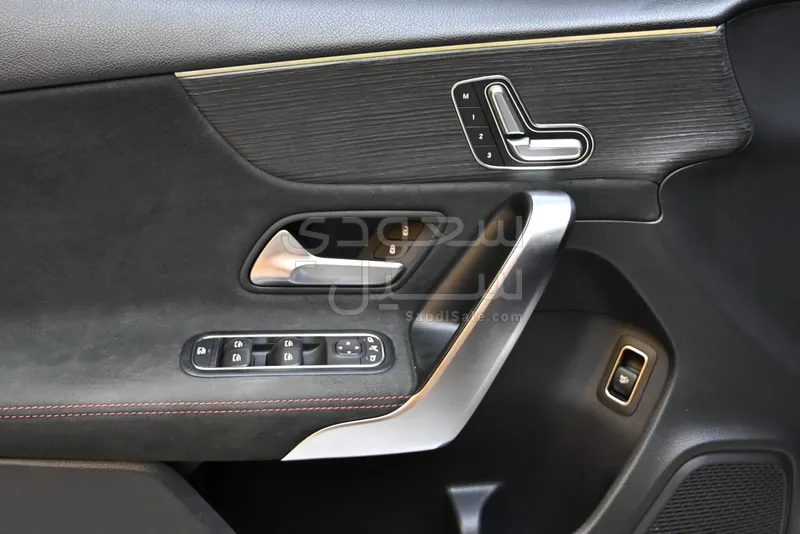 2023 مرسيدس - بنز أي 200