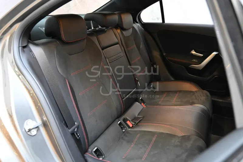 2023 مرسيدس - بنز أي 200