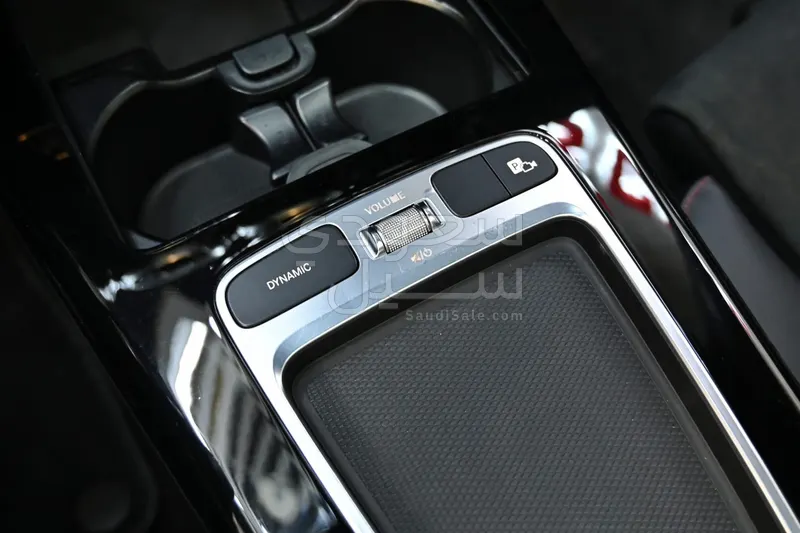 2023 مرسيدس - بنز أي 200