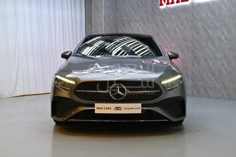 2023 مرسيدس - بنز أي 200