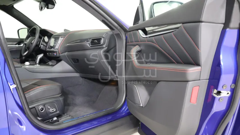 2024 Maserati Levante Modena