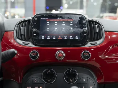 2022 فيات 500 دولتشي فيتا