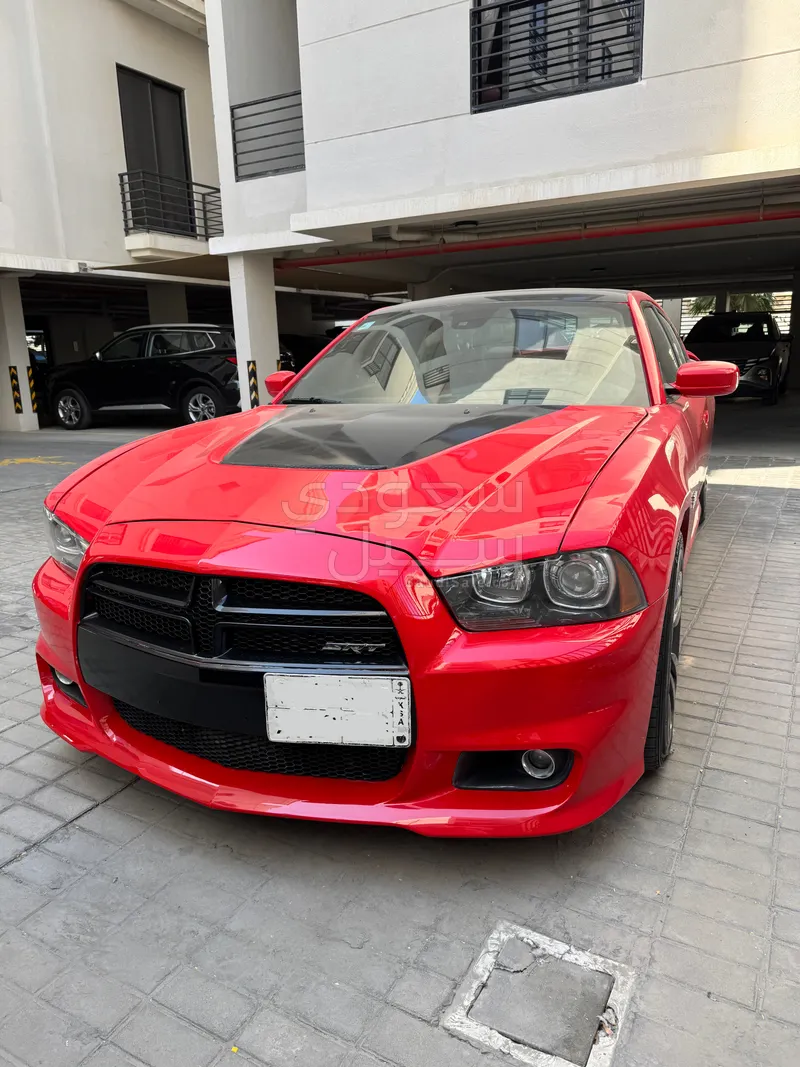 2014 دودج تشارجر اس ار تي