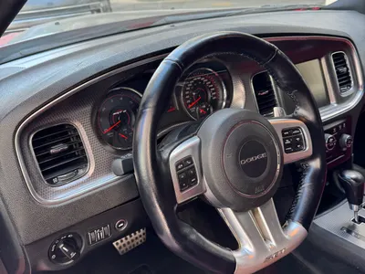 2014 دودج تشارجر اس ار تي