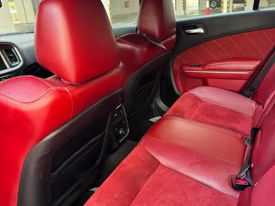 2014 دودج تشارجر اس ار تي