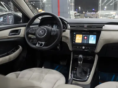 2025 ام جي ام جي 5