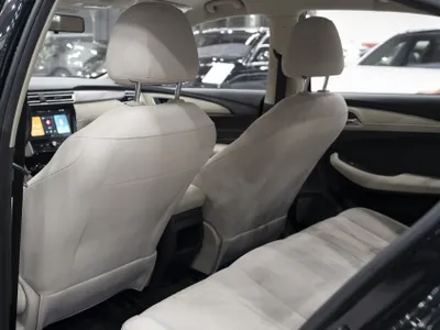 2025 ام جي ام جي 5