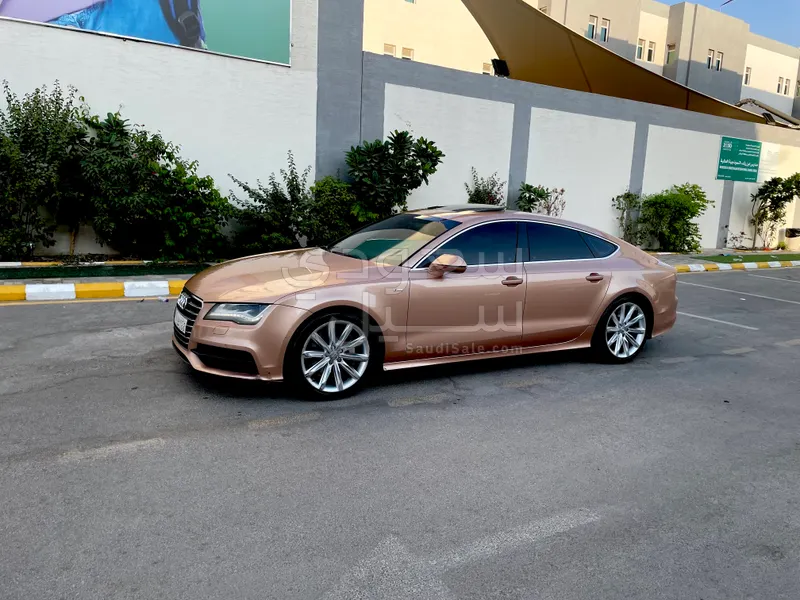 2014 اودي اي 7