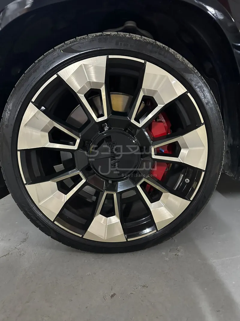 2023 بي ام دبليو اكس ام