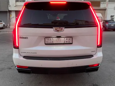 2021 كاديلاك اسكاليد سبورت