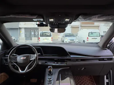 2021 كاديلاك اسكاليد سبورت