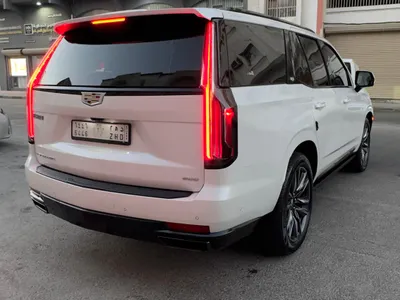 2021 كاديلاك اسكاليد سبورت