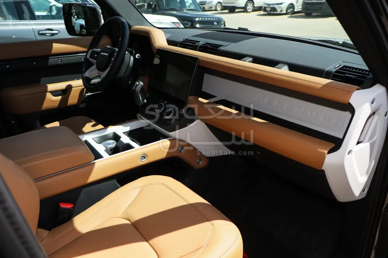 2026 لاند روفر ديفيندر 110