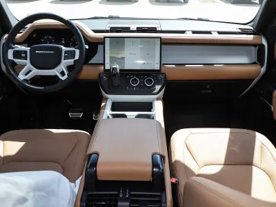 2026 لاند روفر ديفيندر 110