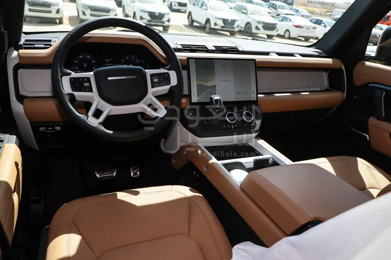 2026 لاند روفر ديفيندر 110