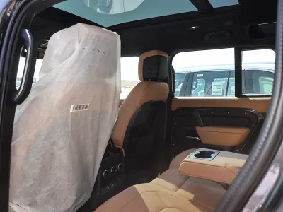 2026 لاند روفر ديفيندر 110