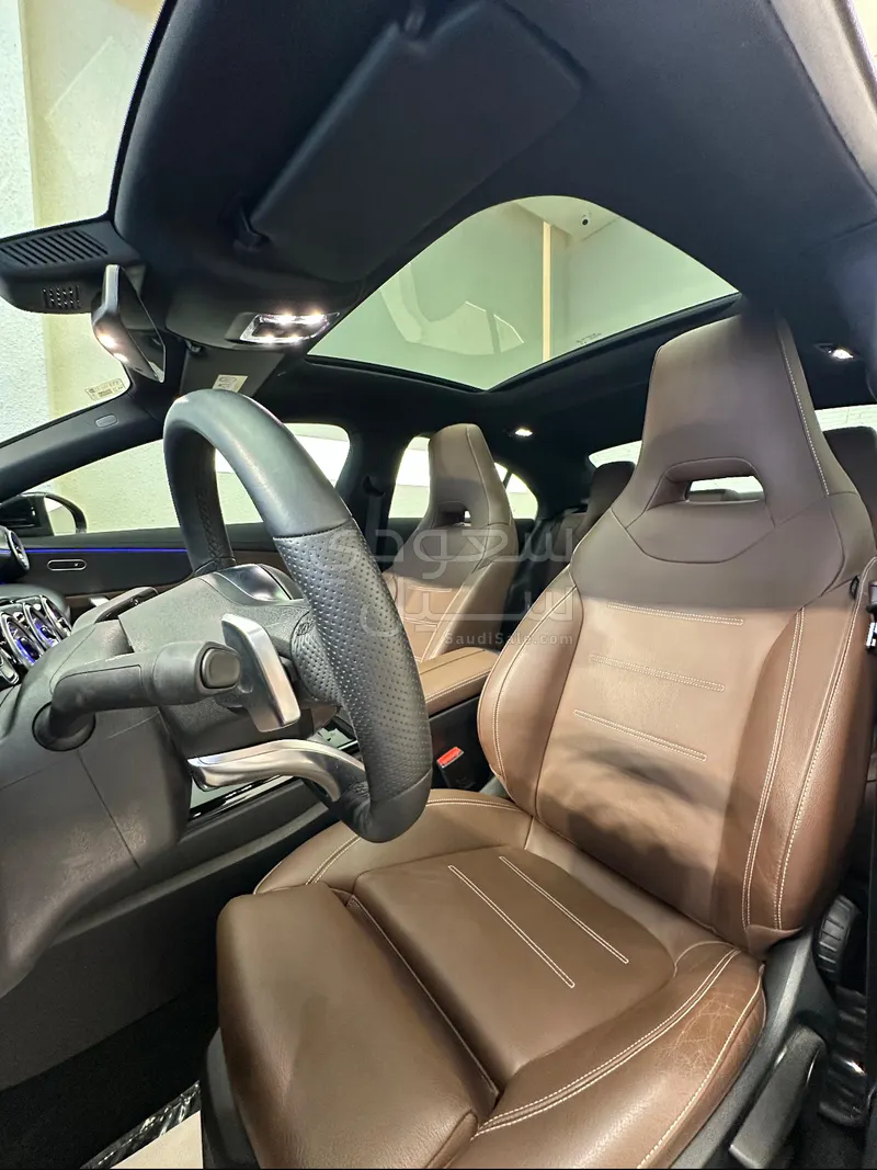 2022 مرسيدس - بنز سي إل أي 200