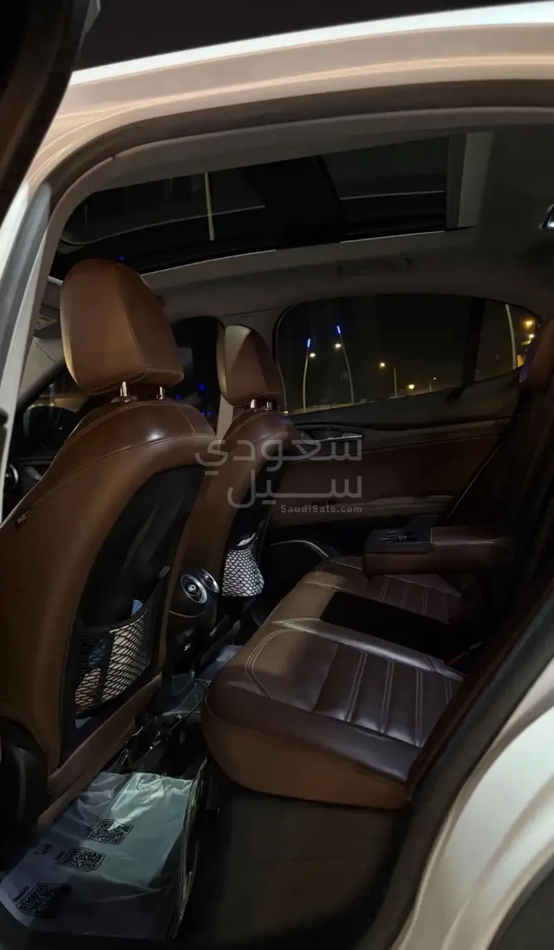 2018 الفا روميو ستيلفيو