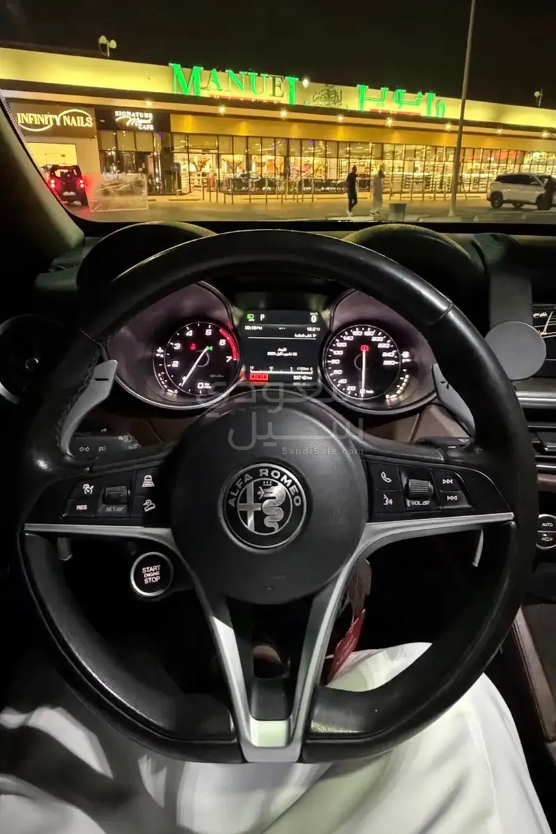 2018 الفا روميو ستيلفيو