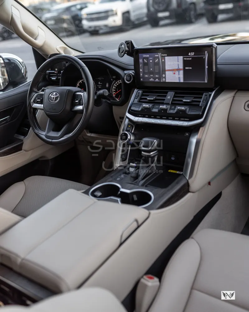 2023 تويوتا لاند كروزر في اكس