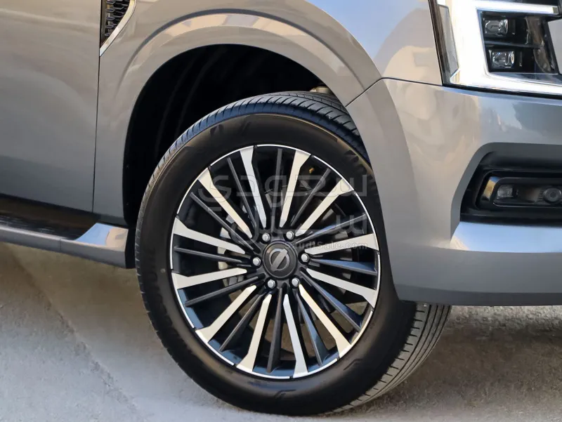 2025 Nissan Patrol Platinum