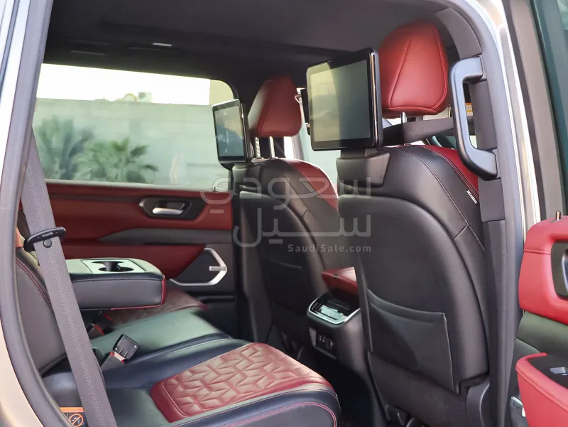 2025 Nissan Patrol Platinum