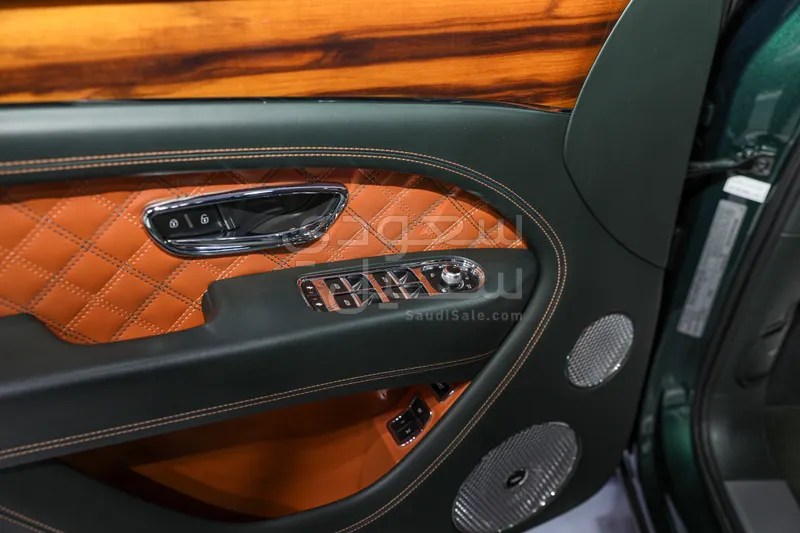 2021 بنتلي بنتايجا الاصدار الاول