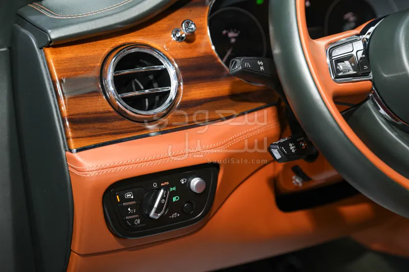 2021 بنتلي بنتايجا الاصدار الاول