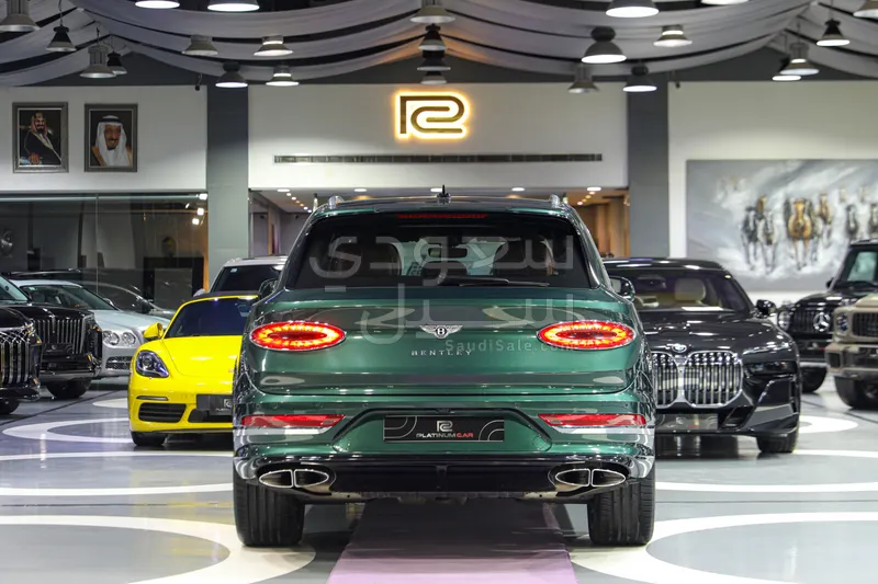 2021 بنتلي بنتايجا الاصدار الاول