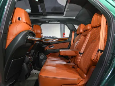 2021 بنتلي بنتايجا الاصدار الاول