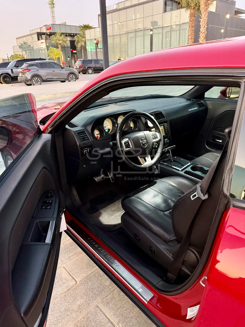 2011 دودج تشالنجر