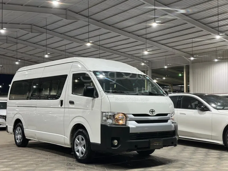 2014 تويوتا هايس