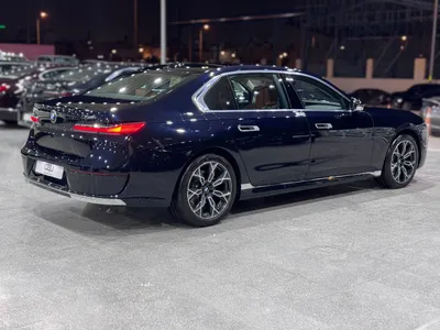 2026 بي ام دبليو الفئة السابعة 735أي