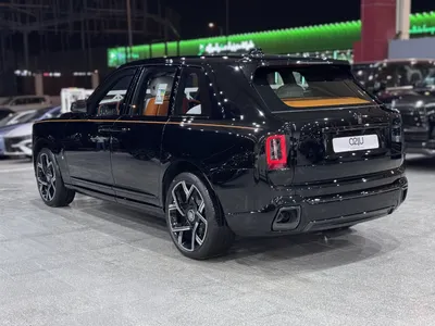 2025 رولز رويس كولينان بلاك بادج