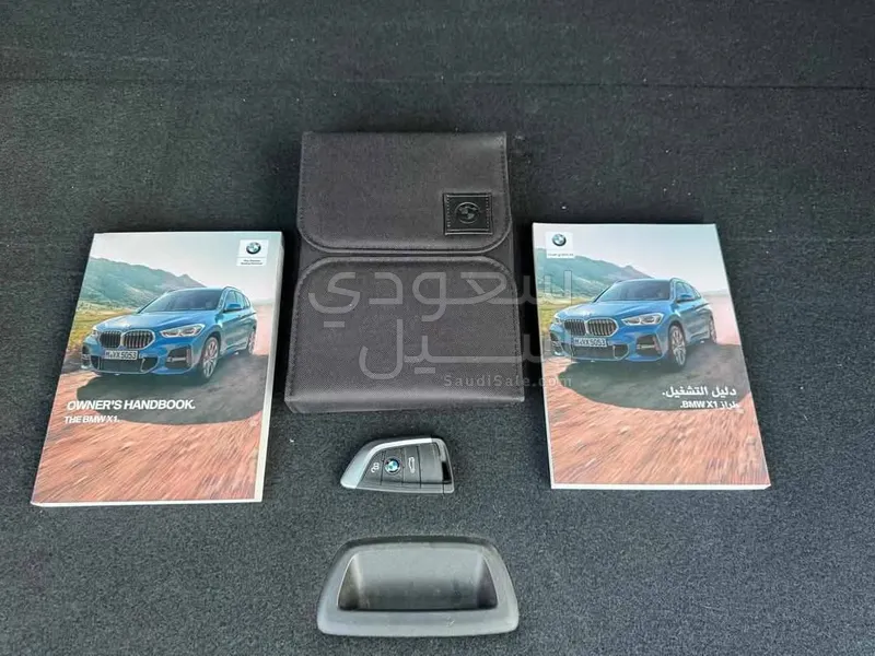 2020 بي ام دبليو الفئة اكس 1