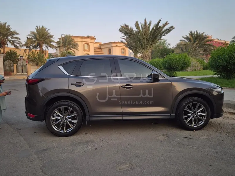 2020 مازدا سي اكس 5 سقنتشر