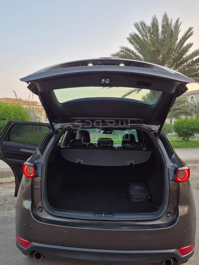 2020 مازدا سي اكس 5 سقنتشر