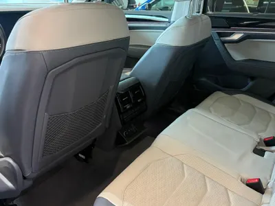 2024 Volkswagen Touareg R-Line