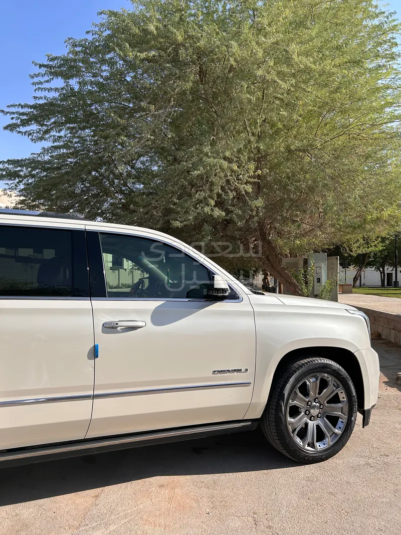 2015 جي ام سي يوكون دينالي