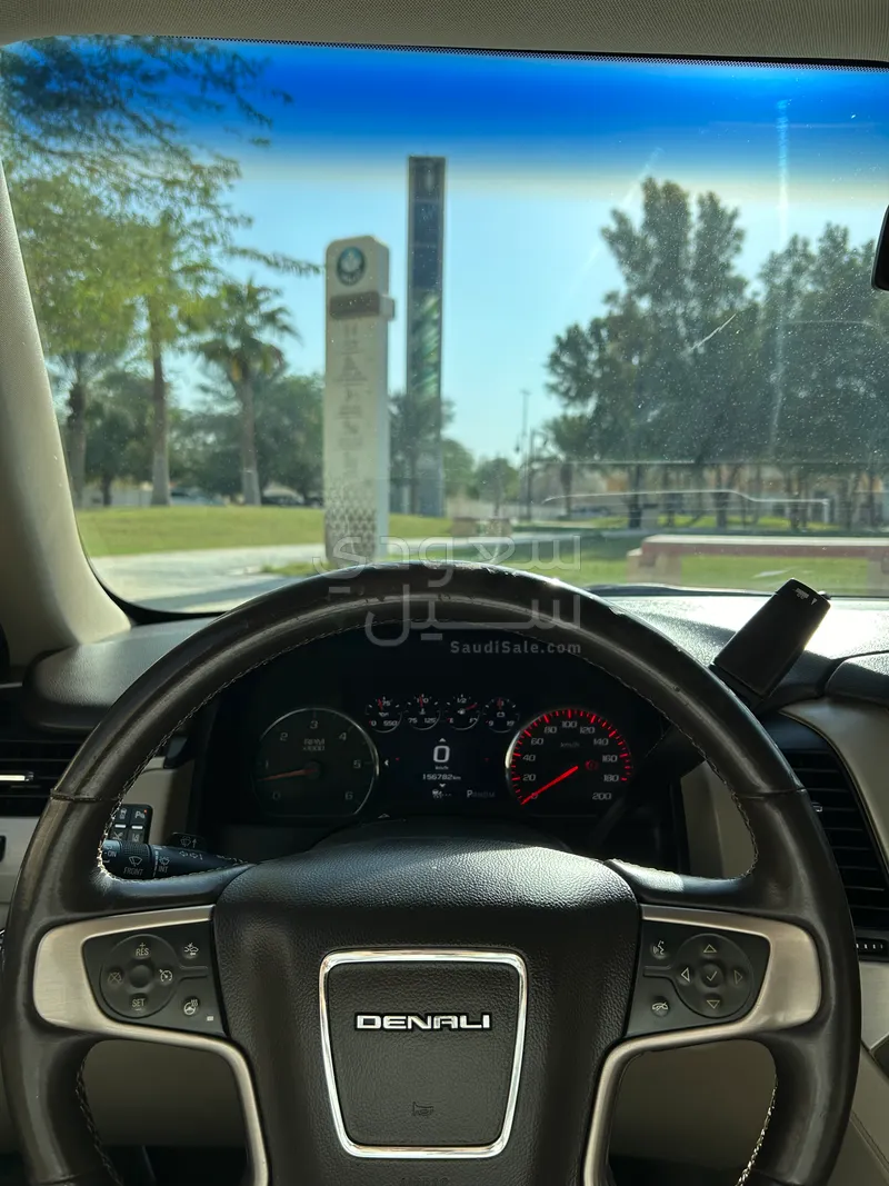 2015 جي ام سي يوكون دينالي