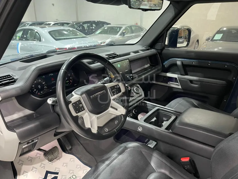 2022 لاند روفر ديفيندر اس اي