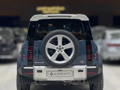 2022 لاند روفر ديفيندر اس اي