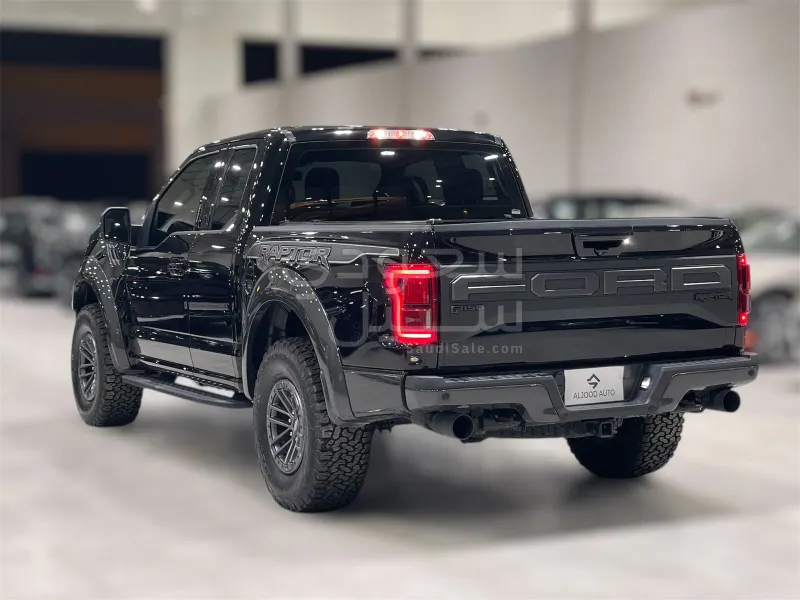 2020 فورد اف 150 رابتور